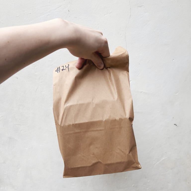 Convenient Pickup and Delivery for Pizza Cravings